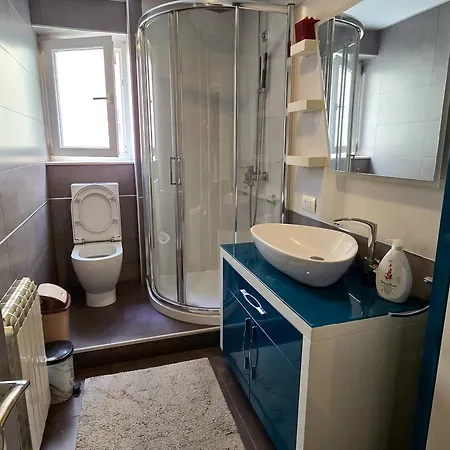 2e Blloku Tirana