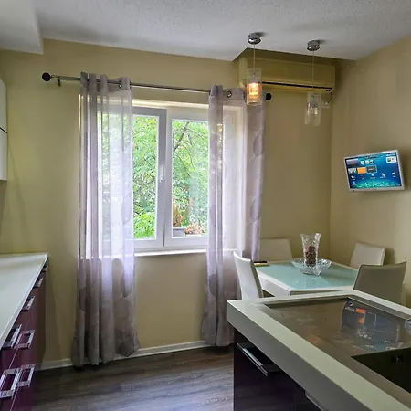 2e Blloku Apartmán Tirana